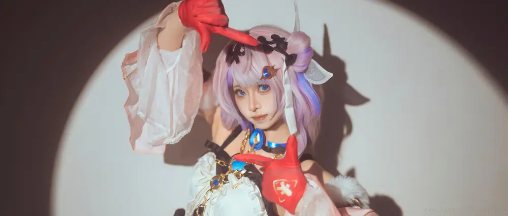 2026-07-18 萤火虫 齐潍 达妮娅 第 1 张